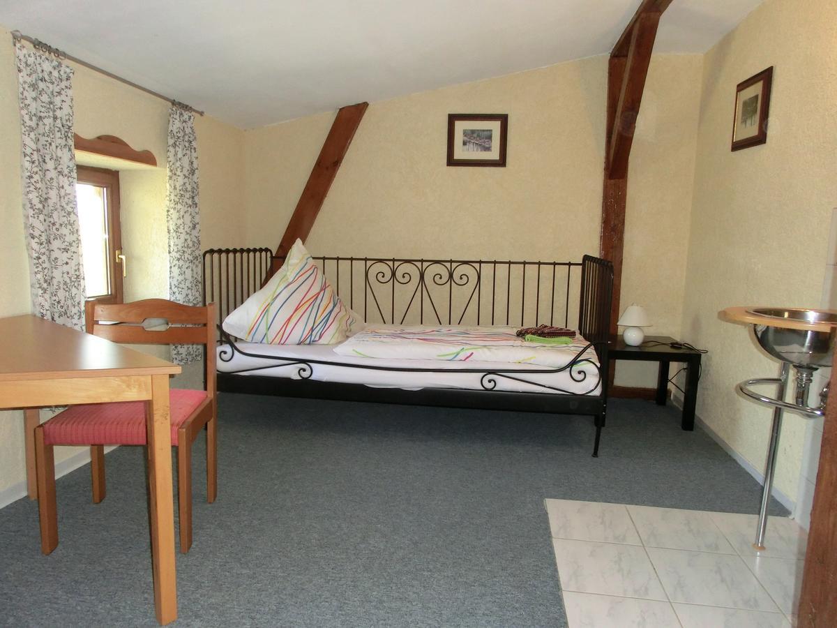 Domane Neu Gaarz Hostel Habitación foto